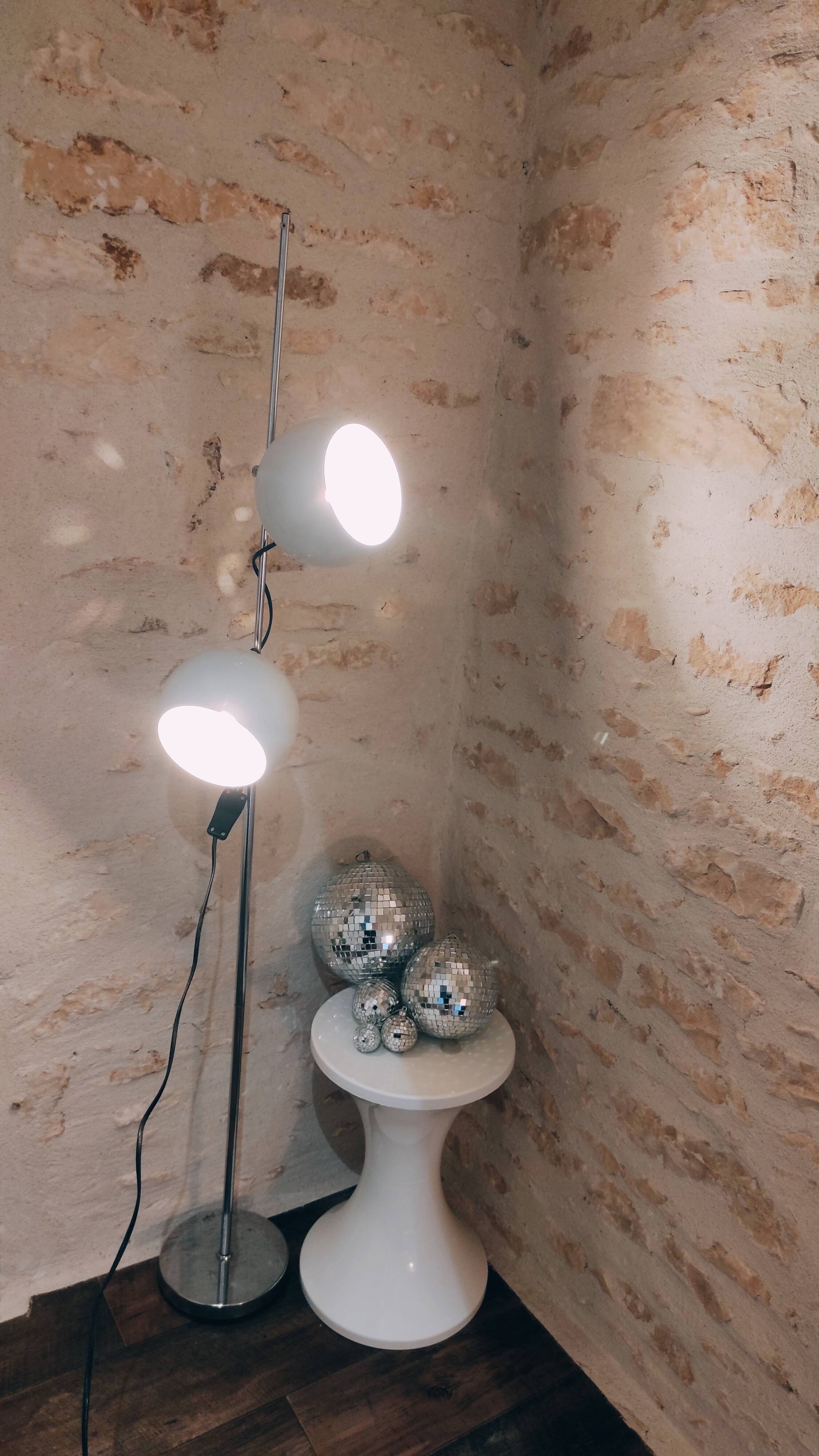 Lampe type eye ball space age