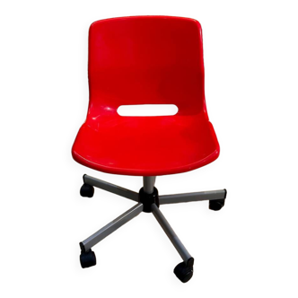 Chaise de bureau design ikea rouge