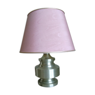 Lampe a abat-jour rose