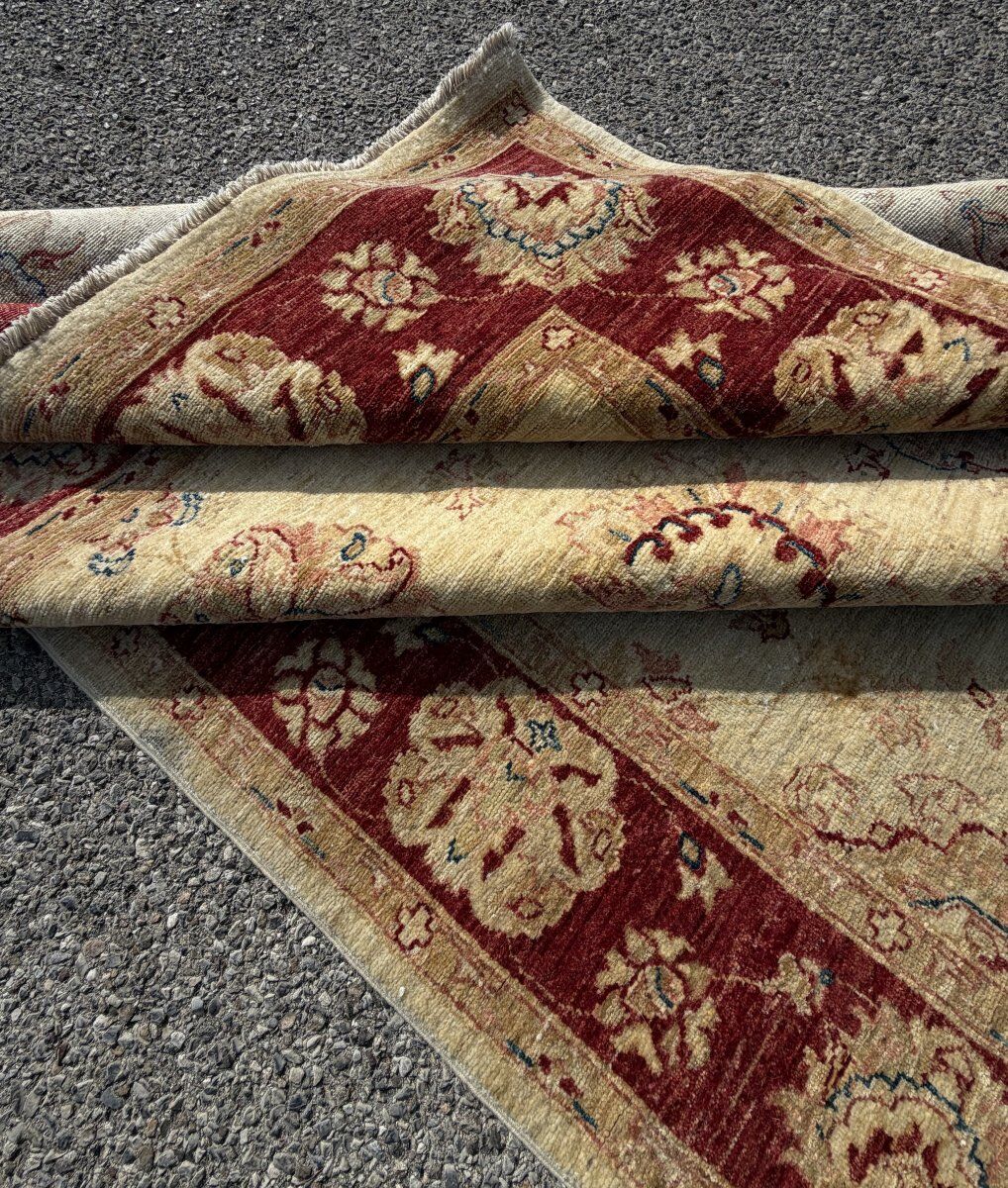 Ziegler Oriental Rug: 2.45 x 1.70 Metres - Handmade Wool