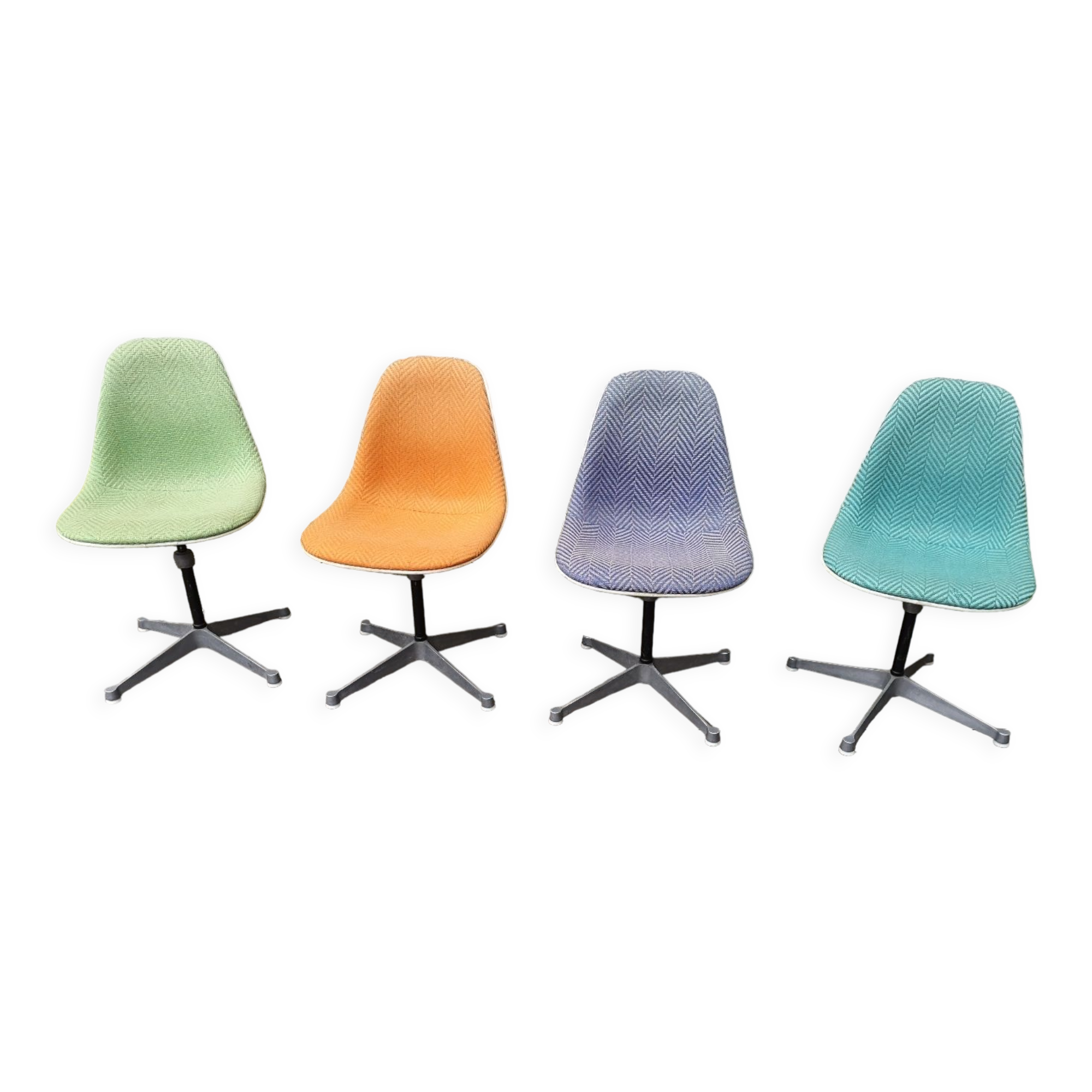 Série de 4 chaises de Eames éditionHerman Miller