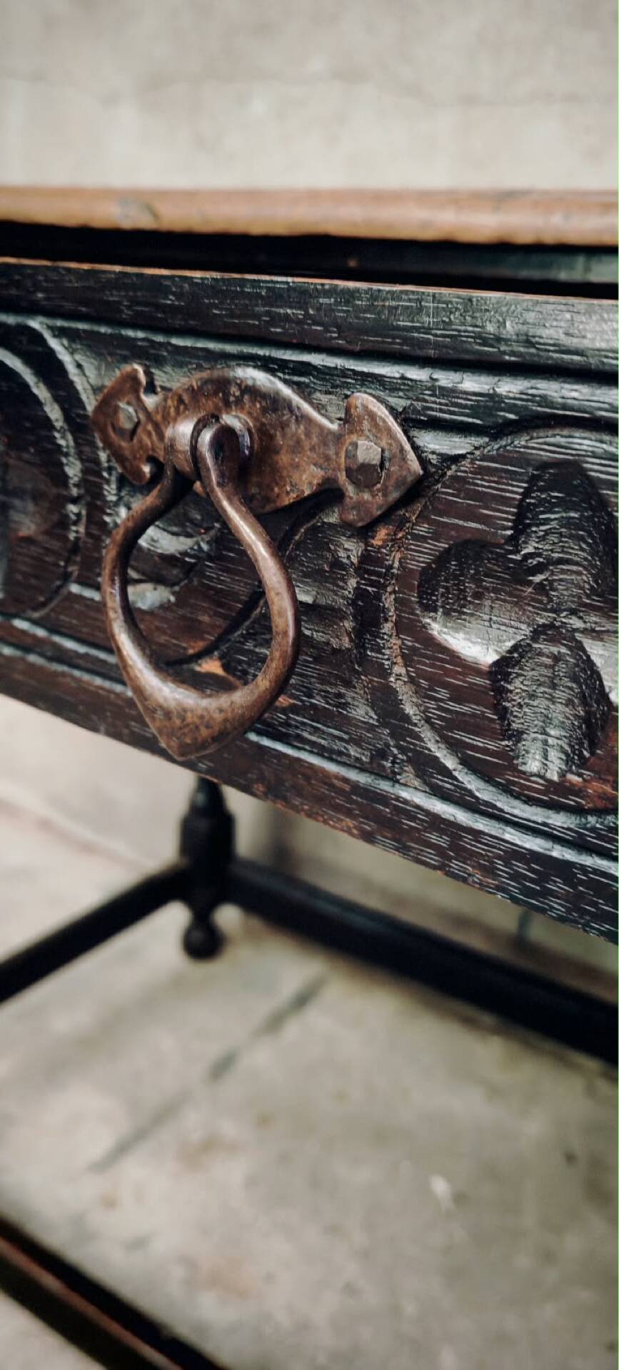Small desk or table in Henri II style.