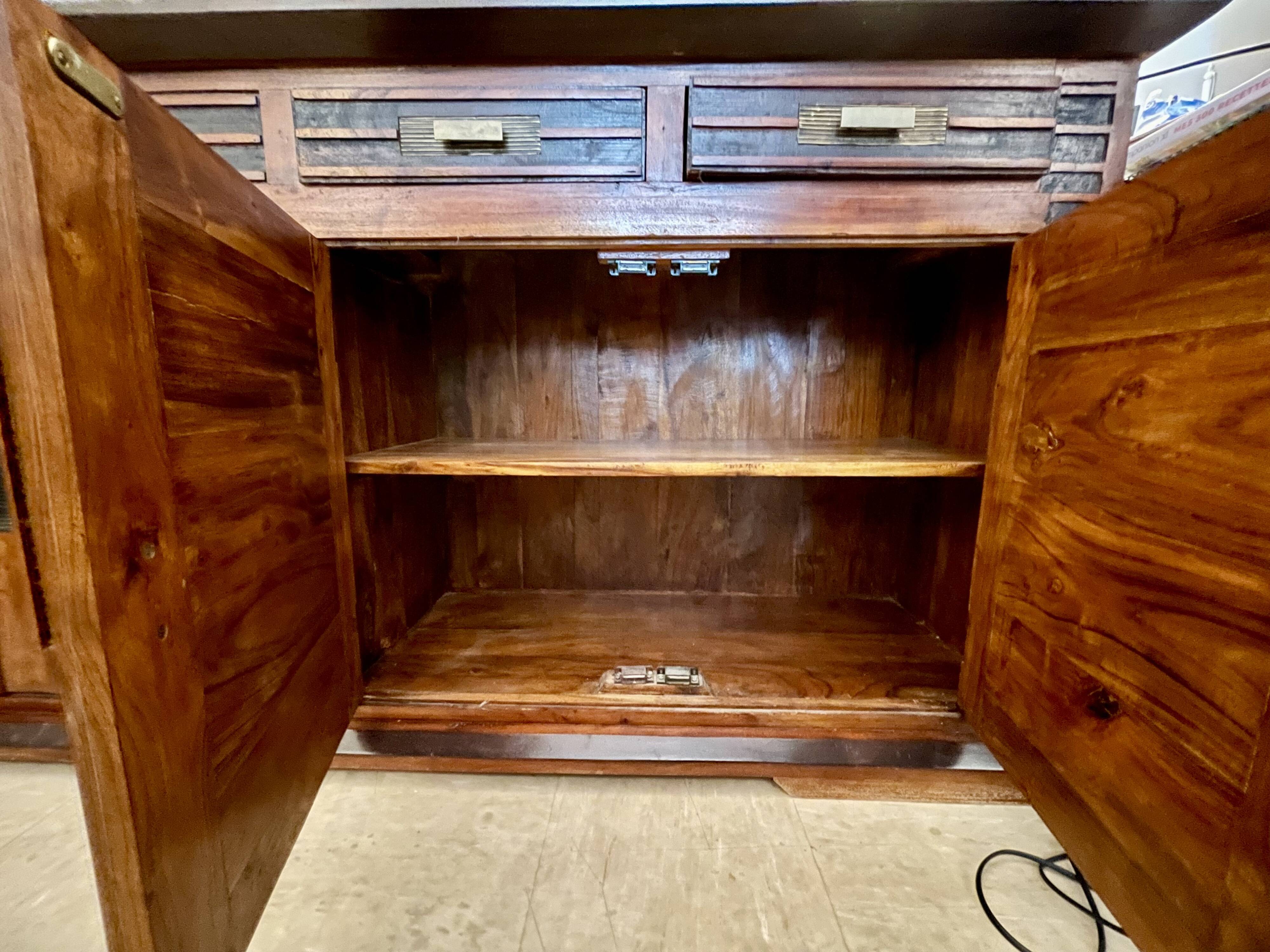 Buffet / storage unit in solid acacia wood