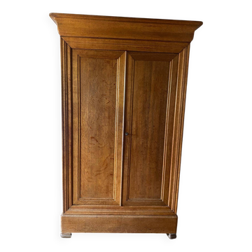 Louis Philippe period linen cupboard from the 19th century.