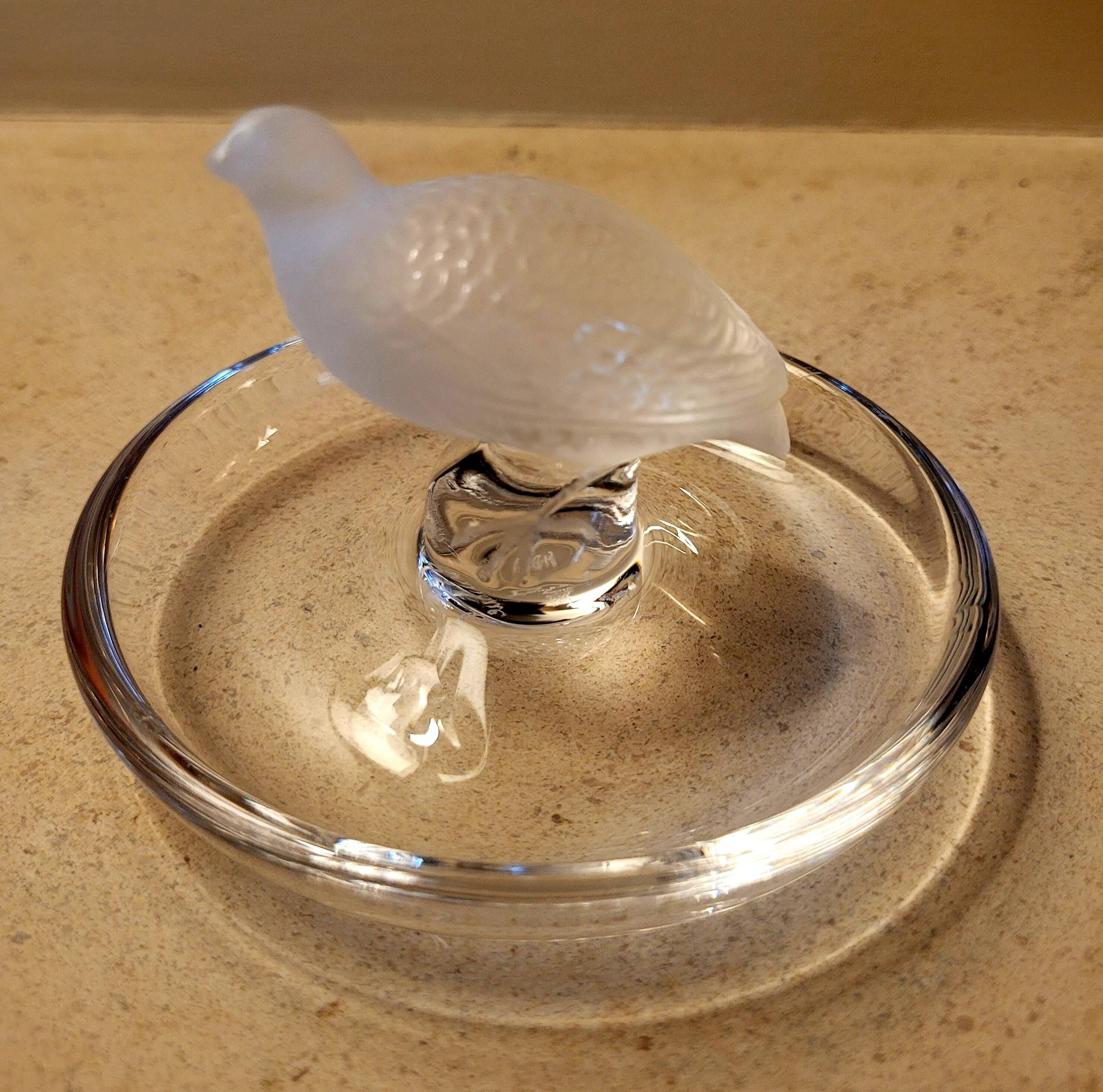 Baguier coupelle en cristal Lalique