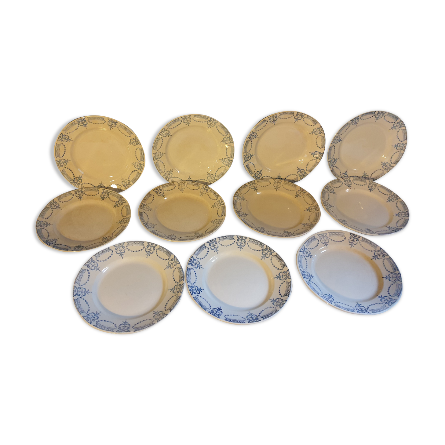 Suite of 11 flat plates iron earth