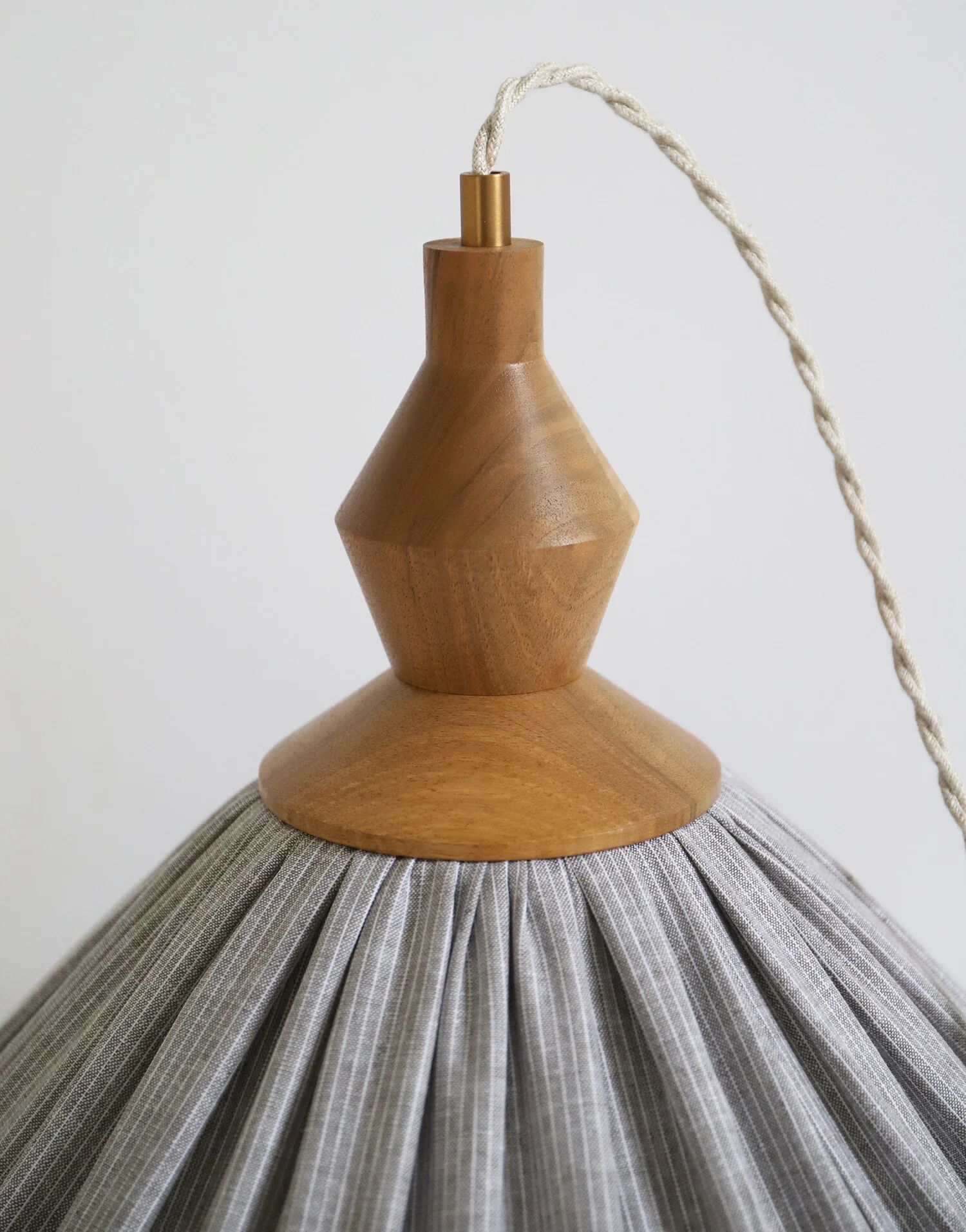 Pleated curtain Olga in linen and cotton with fine classic grey stripes.