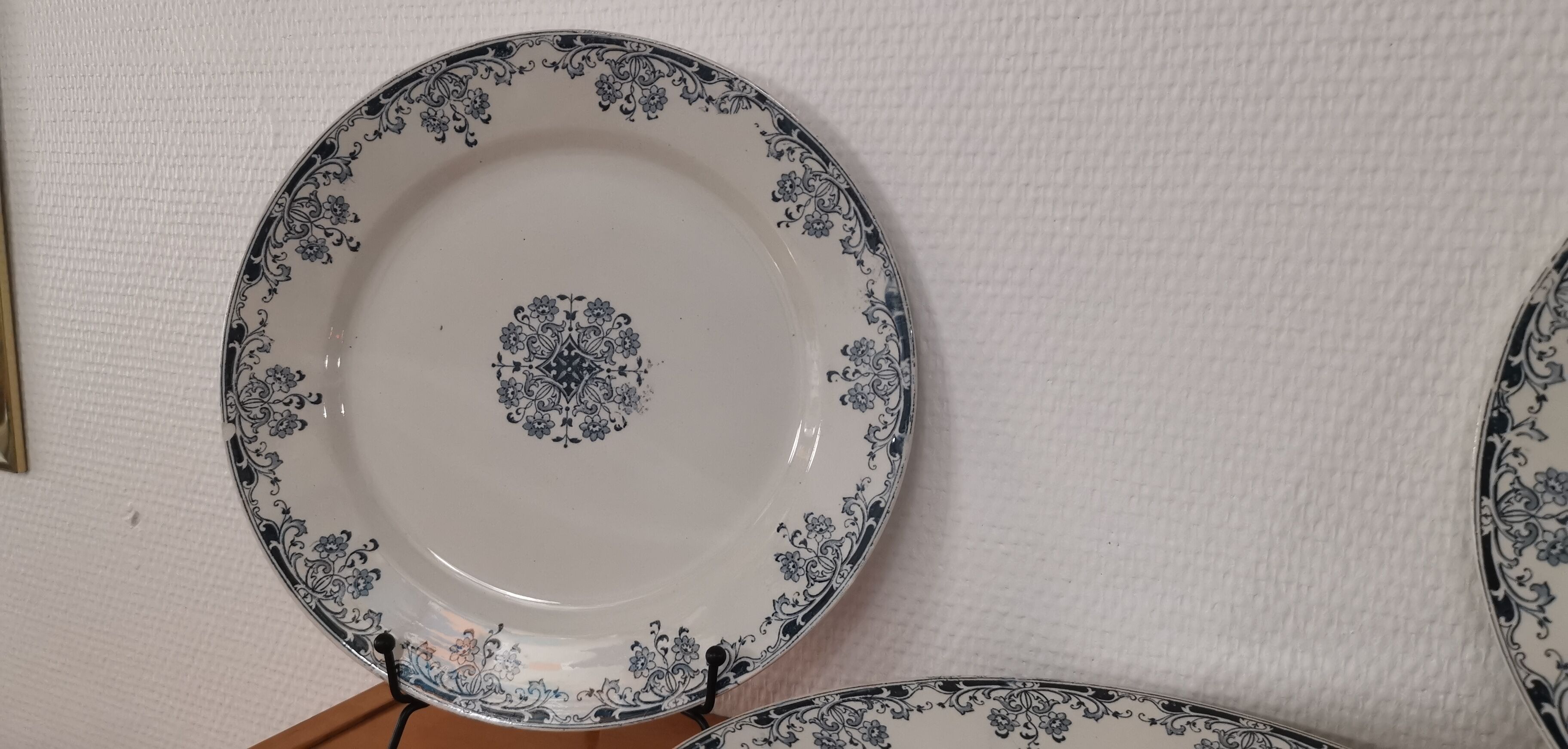 6 Flat plates in blue/green iron earth model "Mignon", H & Cie Sarreguemines