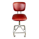 Chaise pivotante, cadre en chrome et simili cuir, années 1960