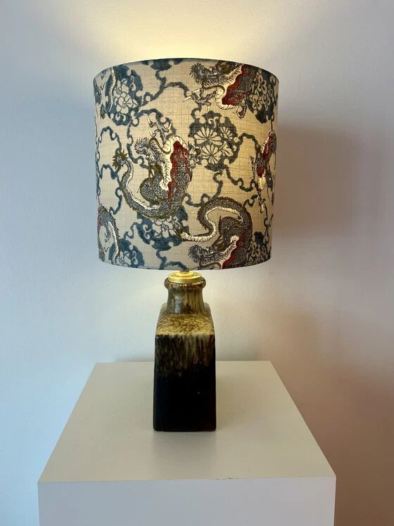 Average dragon lamp upcycled from an original Scheurich WGP vase.