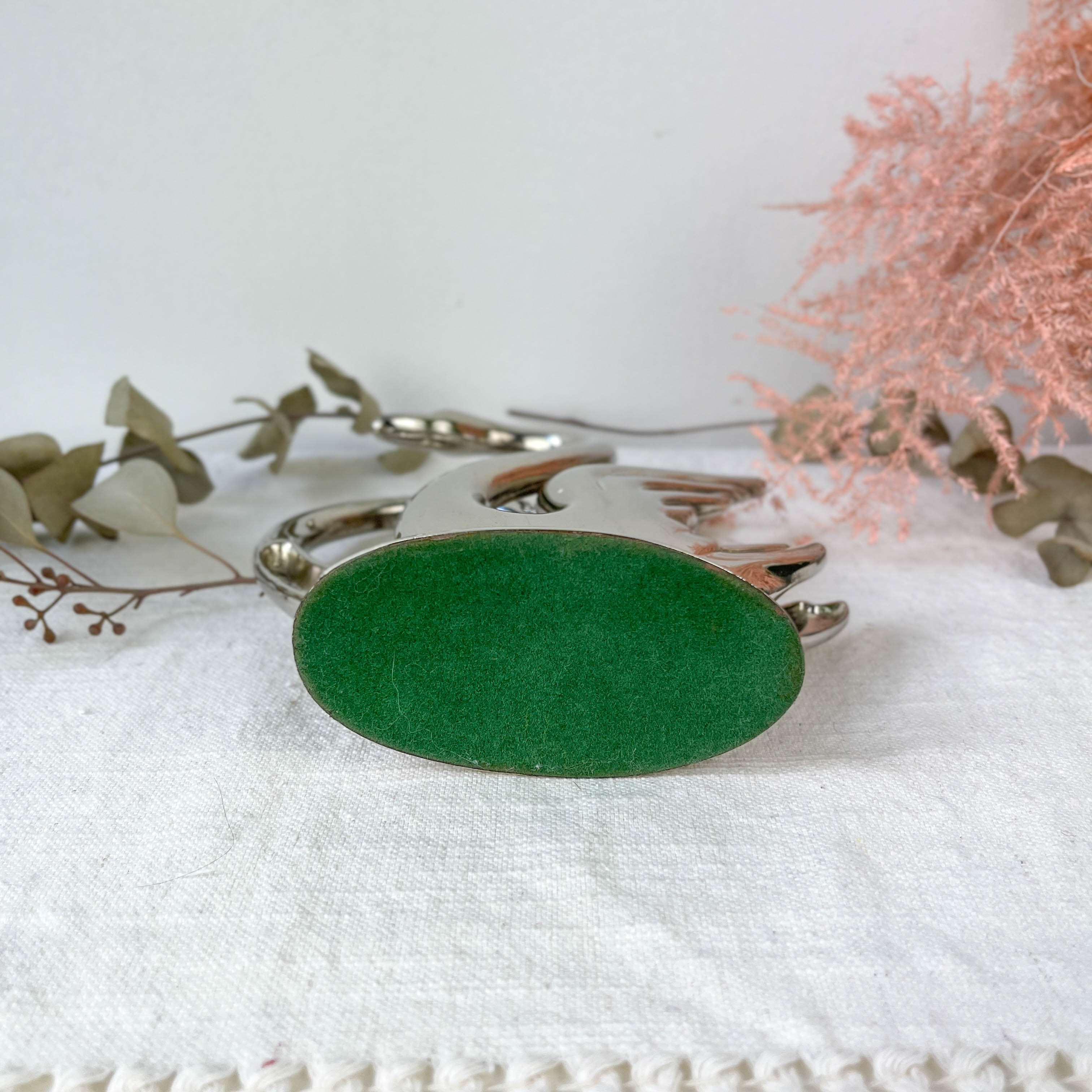 Tin mail holder couple of swans