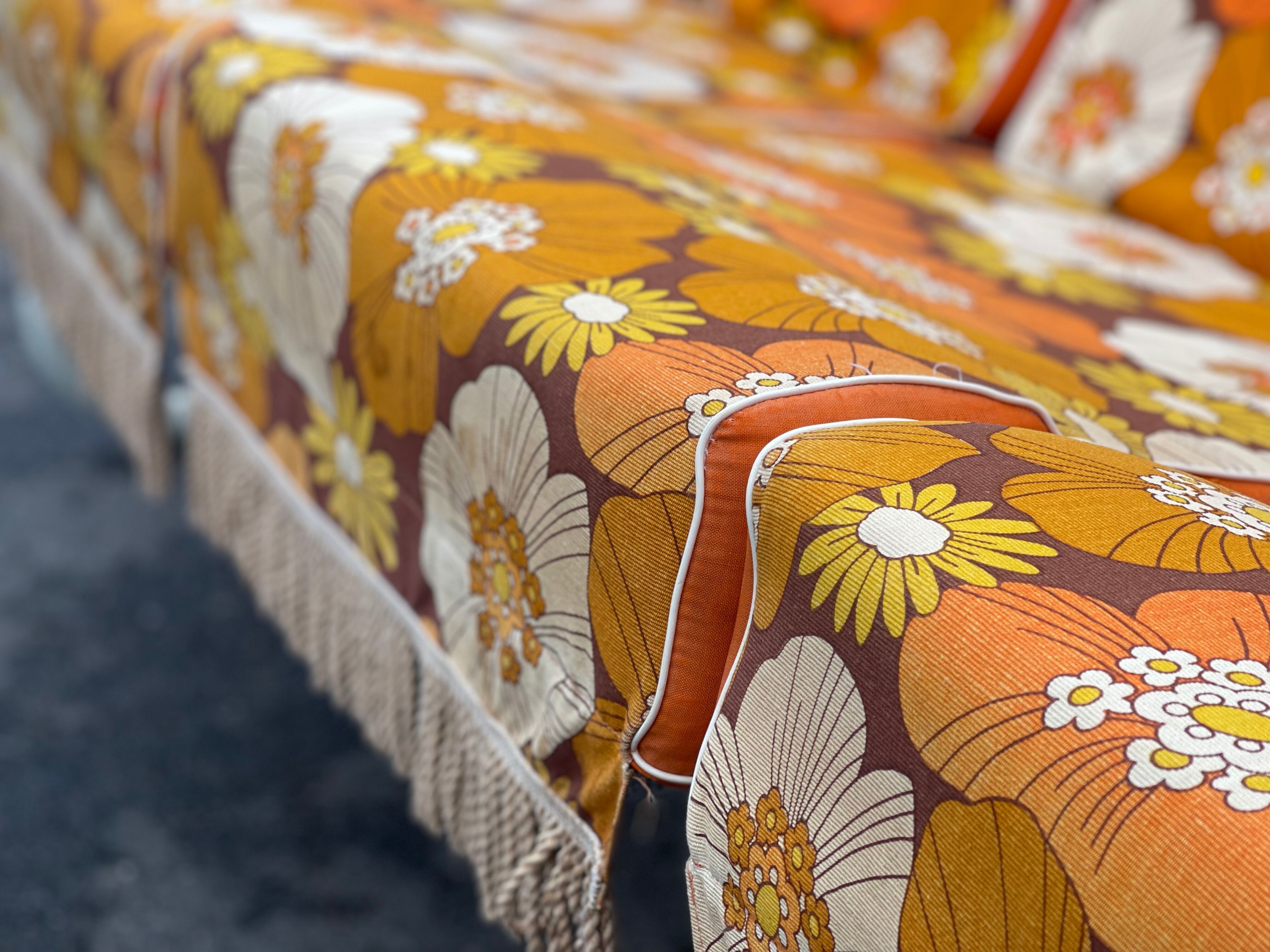 Balancelle flower power 1970