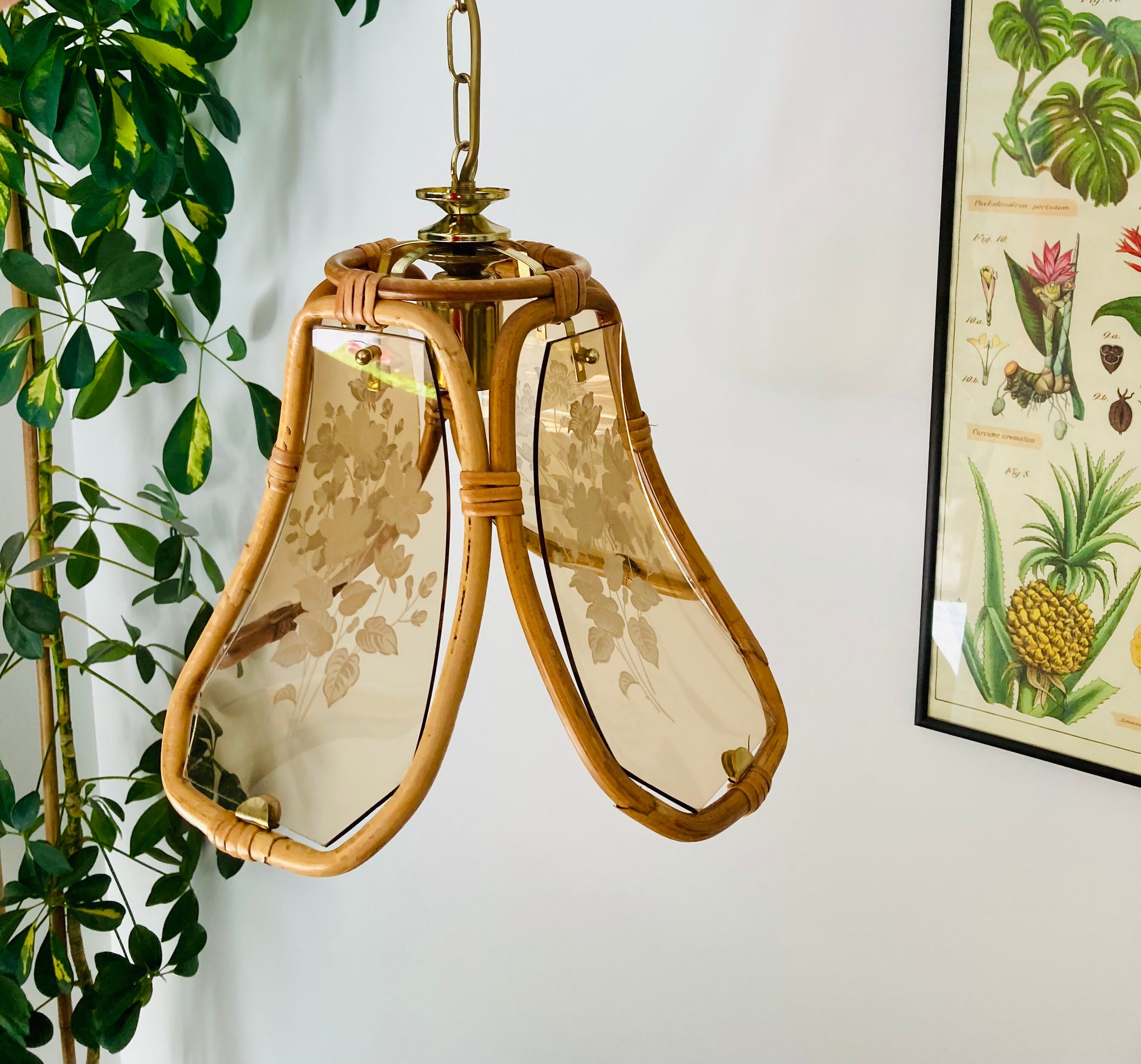 Rattan chandelier suspension and glass 60s