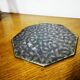Bevelled mirror to lay