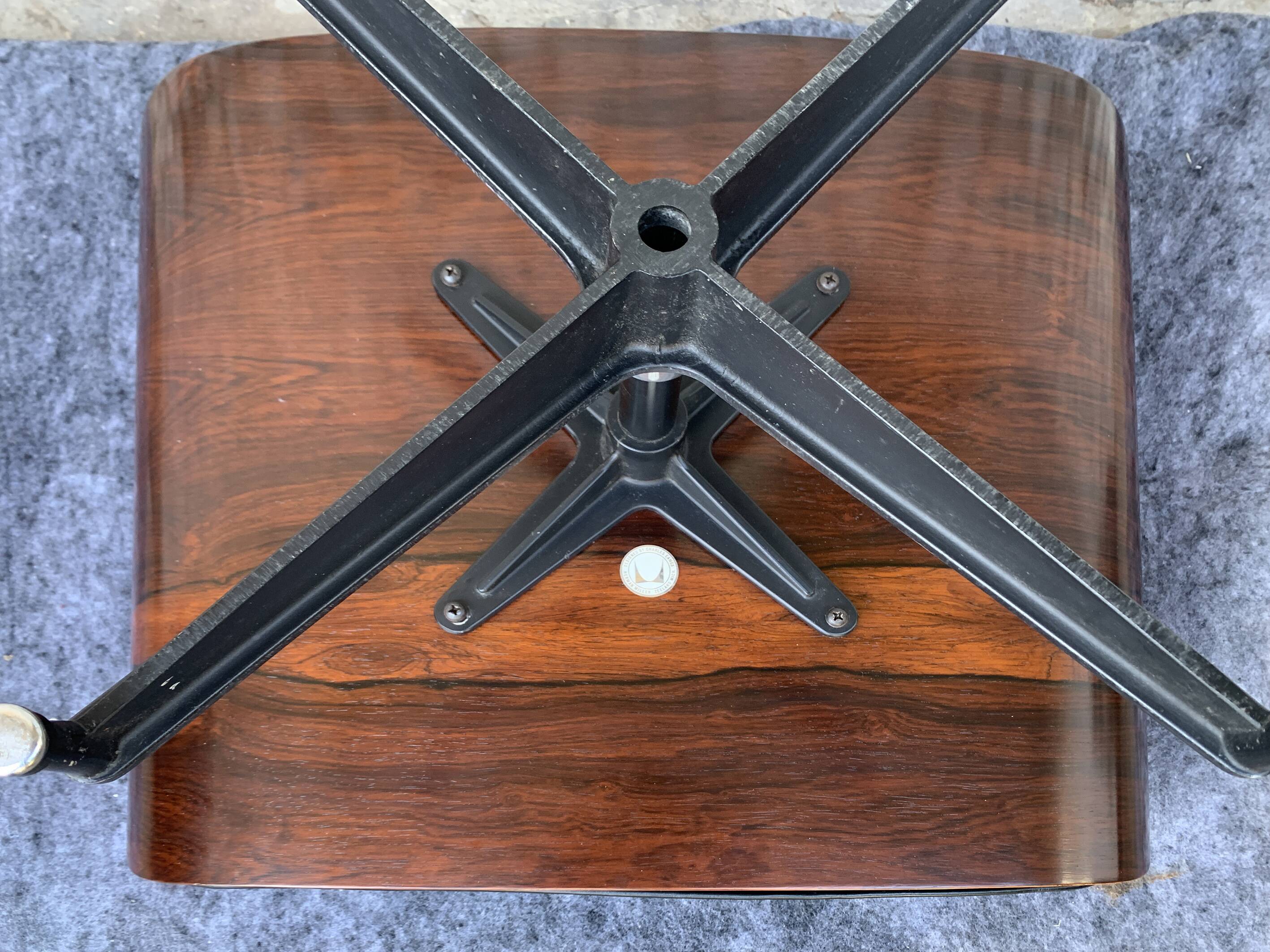 Herman Miller Lounge chair & ottoman palissandre Charles & Ray Eames 1960s