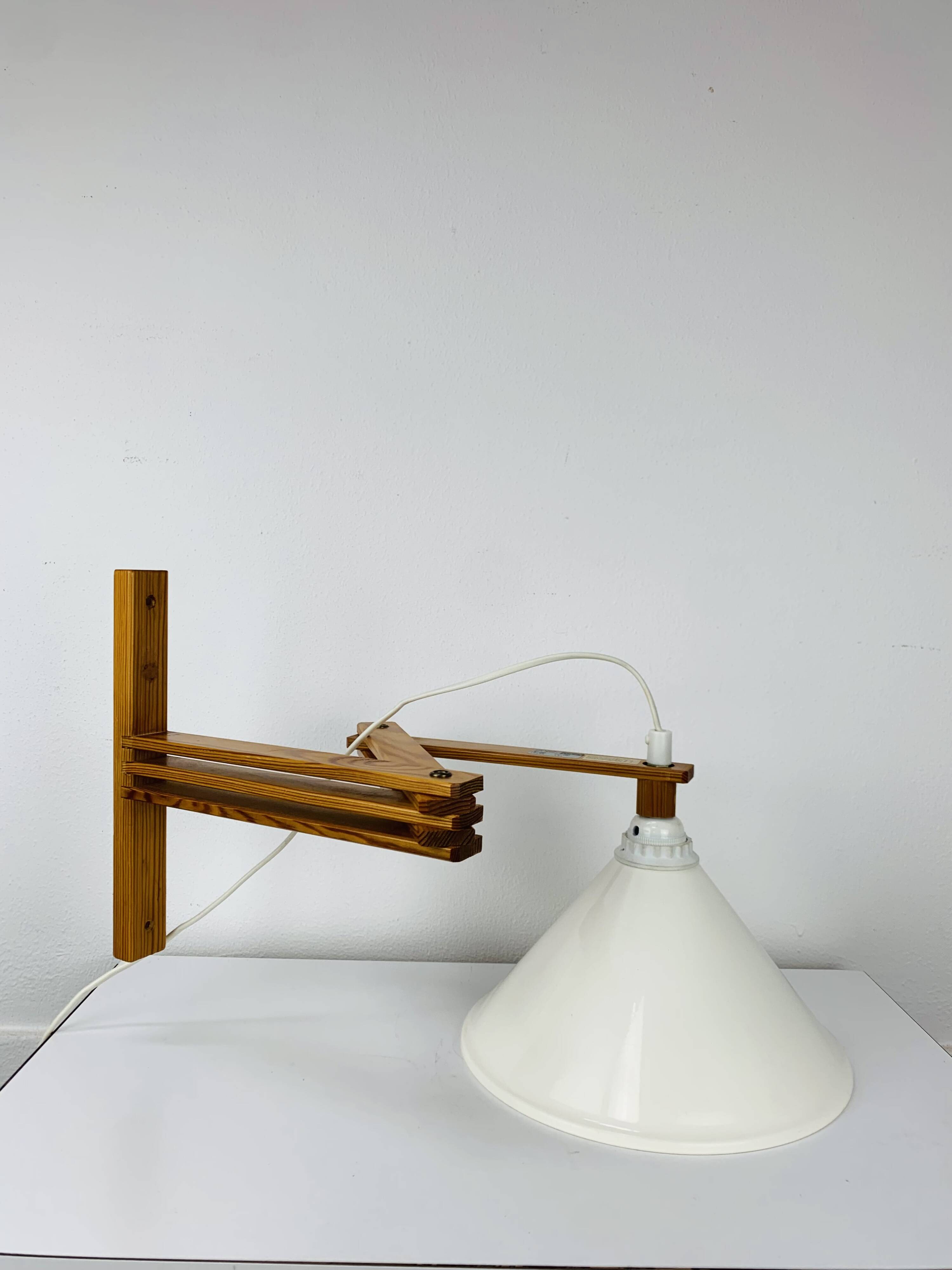 Vintage Ikea pine accordion folding wall lamp, 1980s