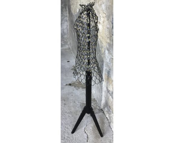 Model on tripod of the brand Ideal - Vintage 1960