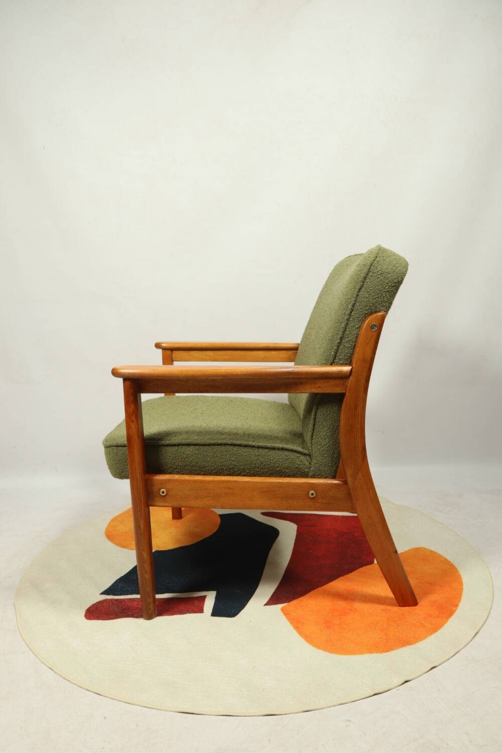 Fauteuil vintage vert boucle 1960 Scandinavian design