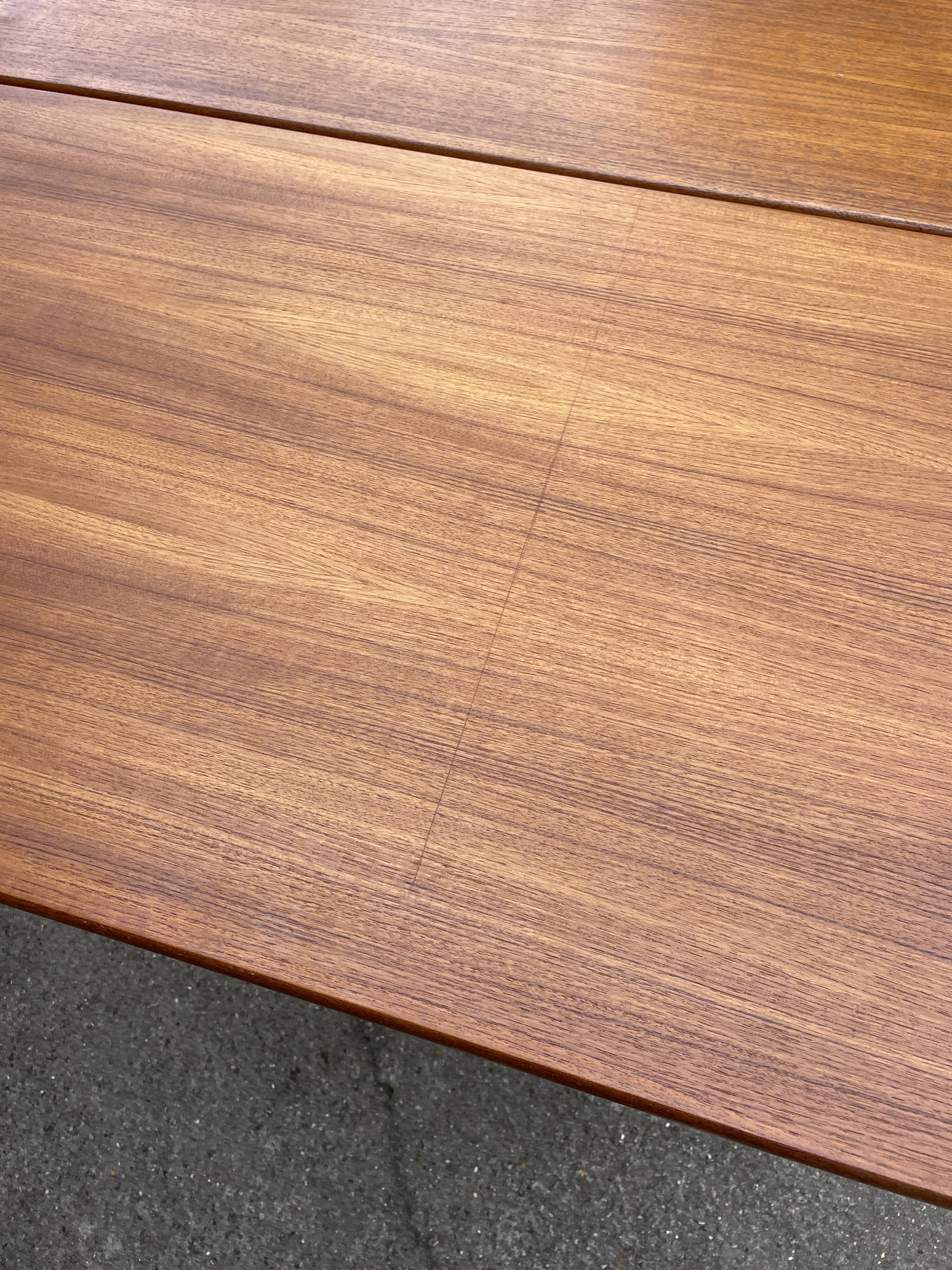 Scandinavian extendable dining table "bjarni" by nils jonsson for troeds - 1960