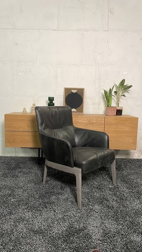 Molteni & C Chelsea armchair