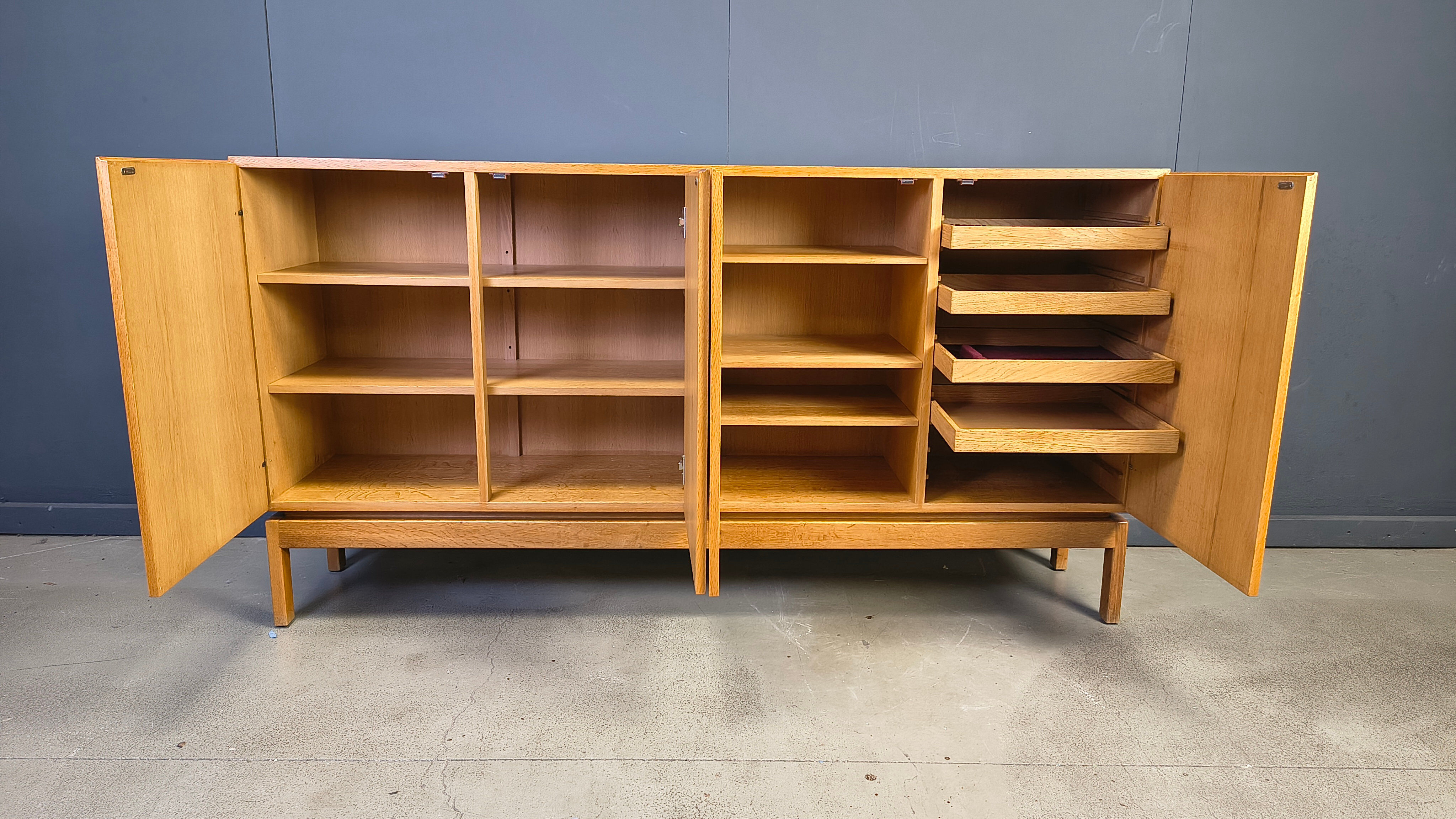 Buffet par Vandenberghe Pauvers, années 1970
