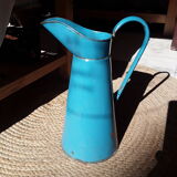 Enamelled sheet metal pitcher
