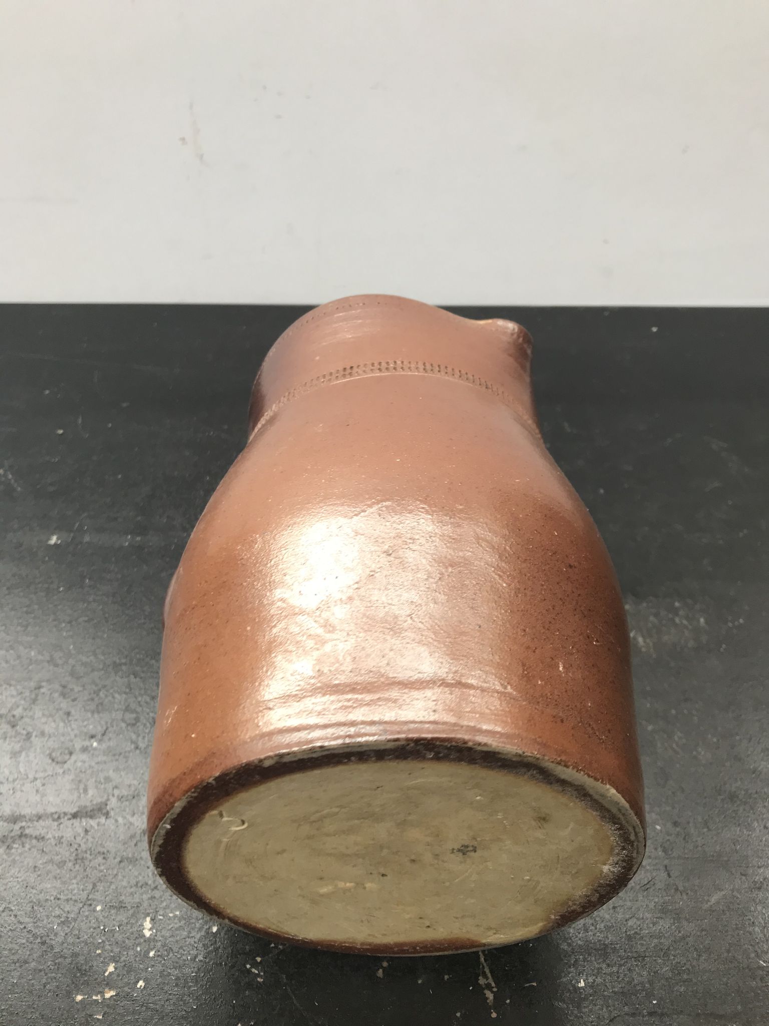 Former pitcher brown sandstone interior white 70s vintage