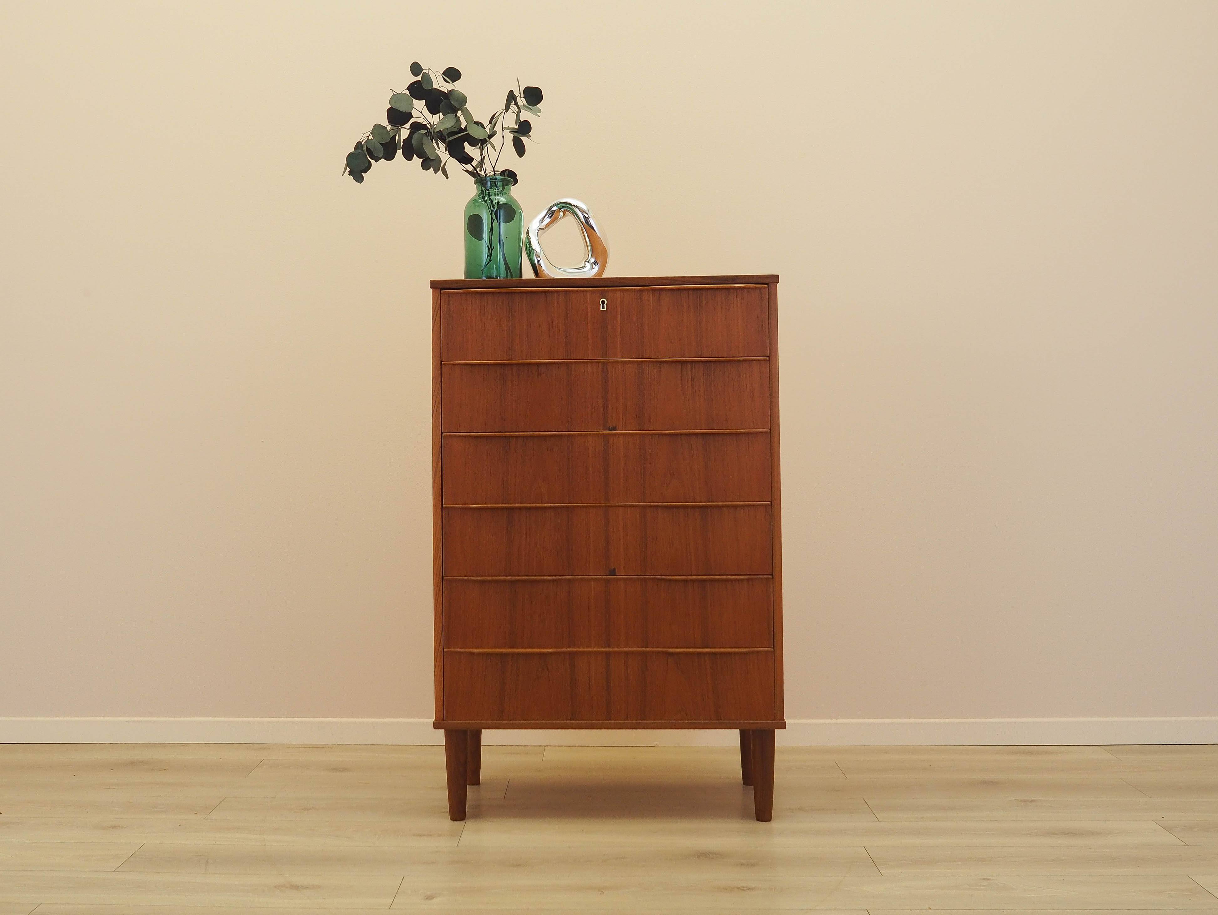 Commode en teck, design danois, années 1970, fabriquée au Danemark