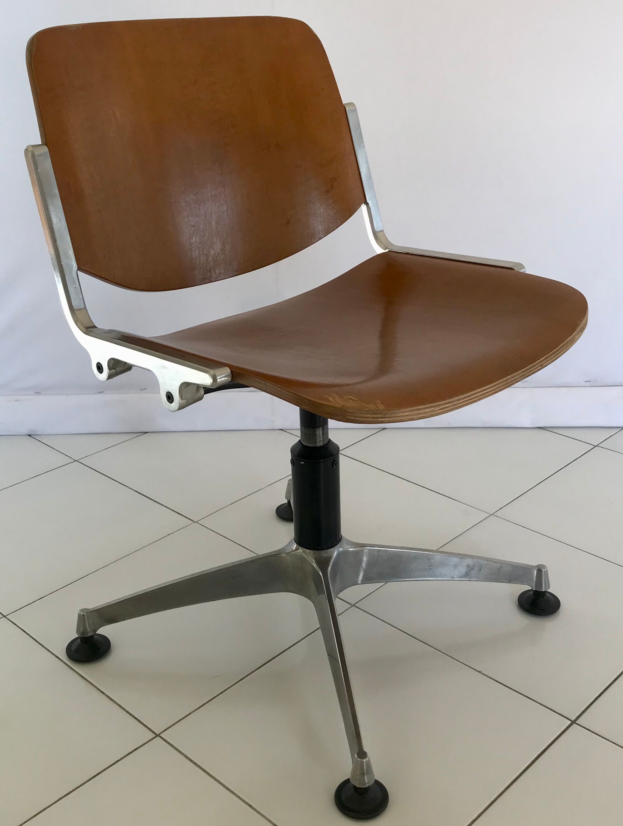 DSC office headquarters by Giancarlo Piretti for Anonima Castelli, Bologna Italy 60s, 70s