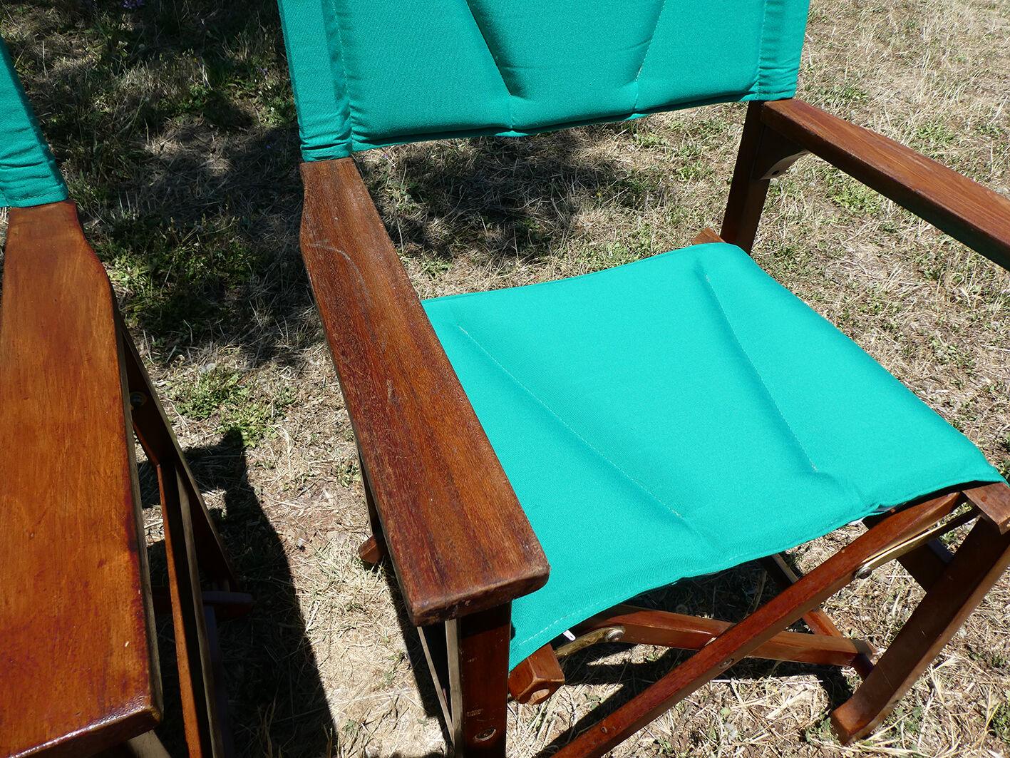 Lot of 6 foldable chairs in solid teak Roland Vlaemynck