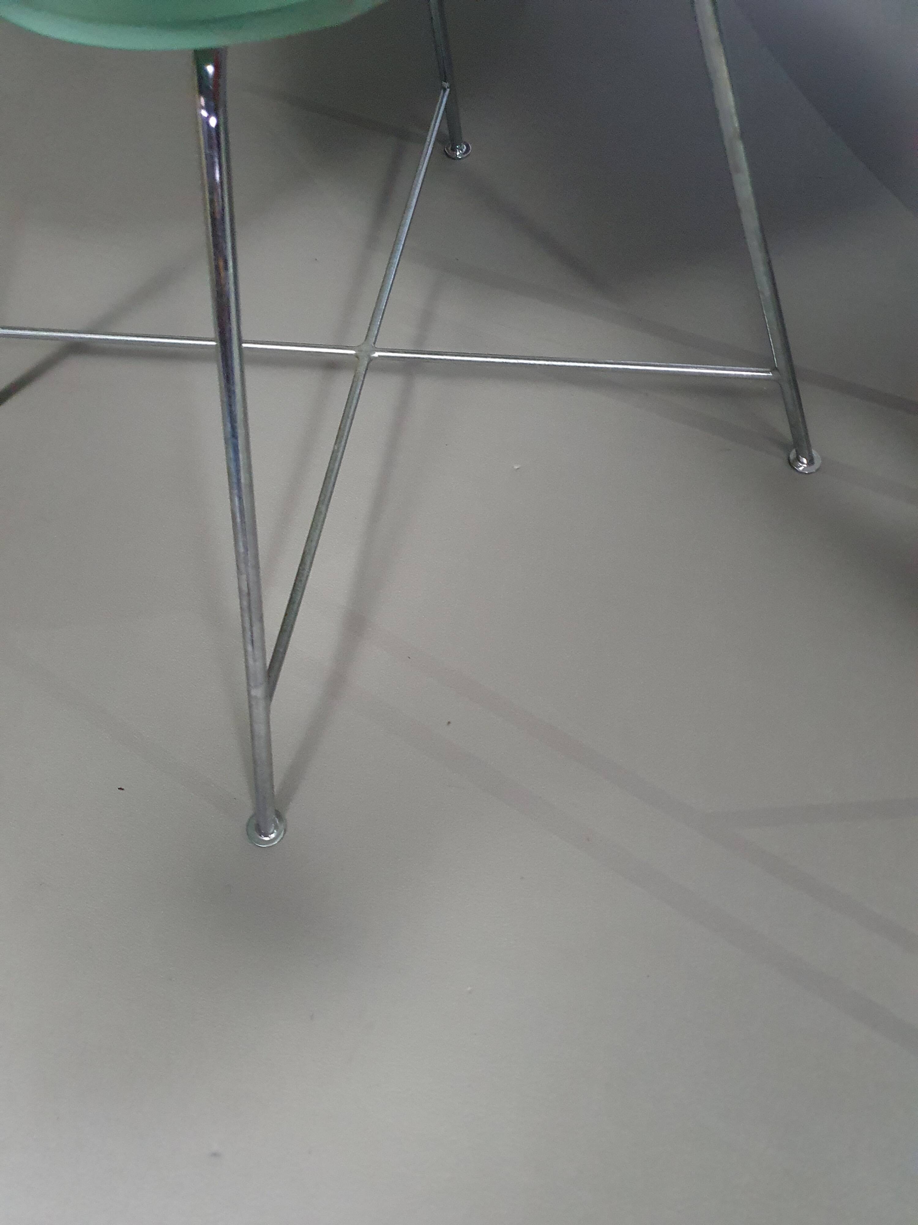 6 ST 664 Shell Chairs, Designed by Eddie Harlis