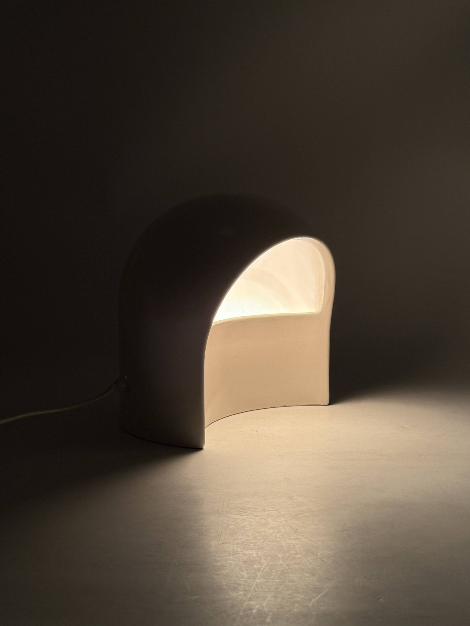 Lampe de table en céramique blanche organique, Italie 1970
