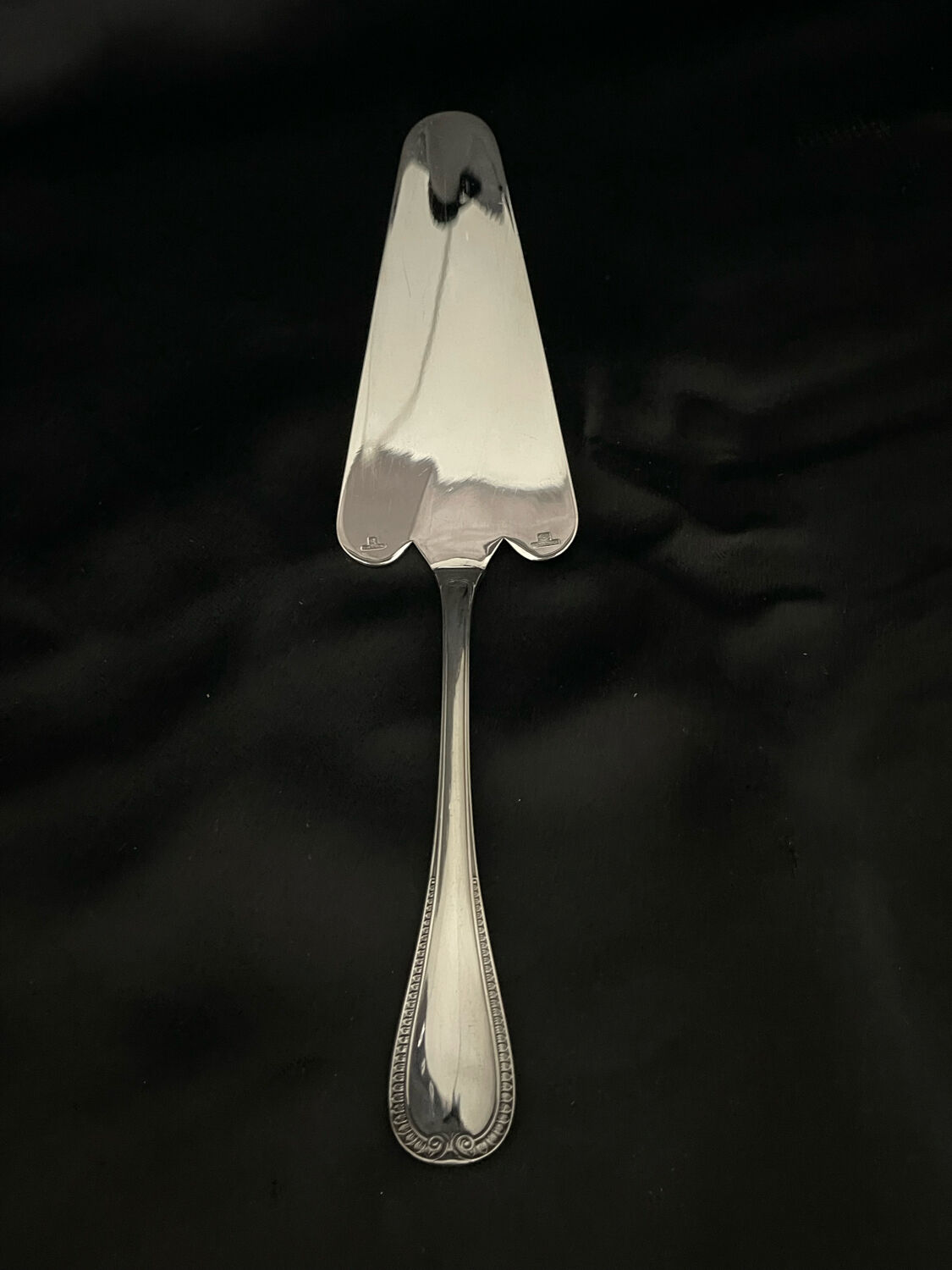Christofle malmaison housekeeper with silversmith 65 pieces condition close to new