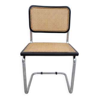 Chaise de Marcel Breuer modèle B32 en cannage