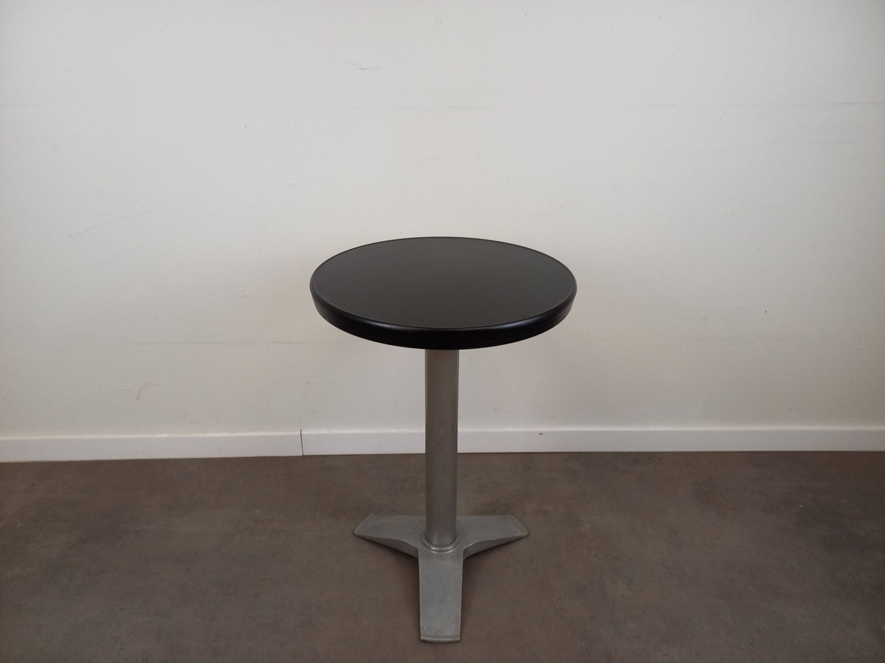 Parisian bistro pedestal table
