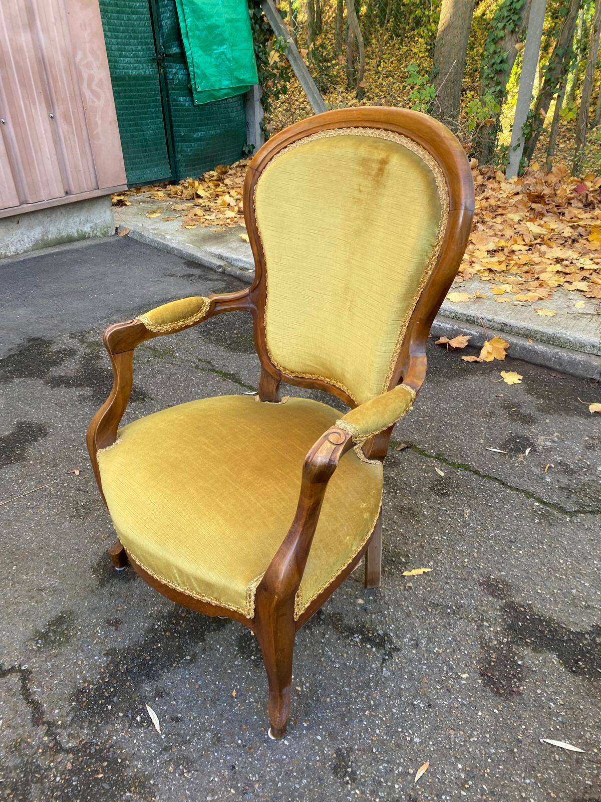 Louis Philippe armchair in oak and mustard yellow velvet from the 19th century