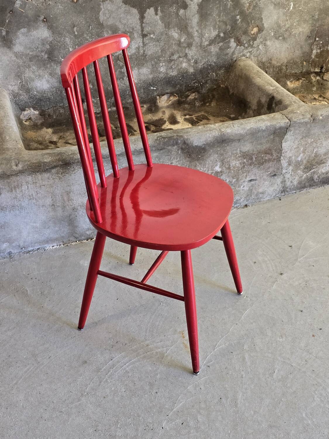 Tapiovaara style red bistro chair