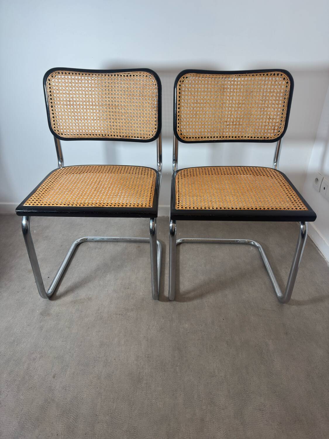 Paire de chaises Marcel Breuer  cesca b32