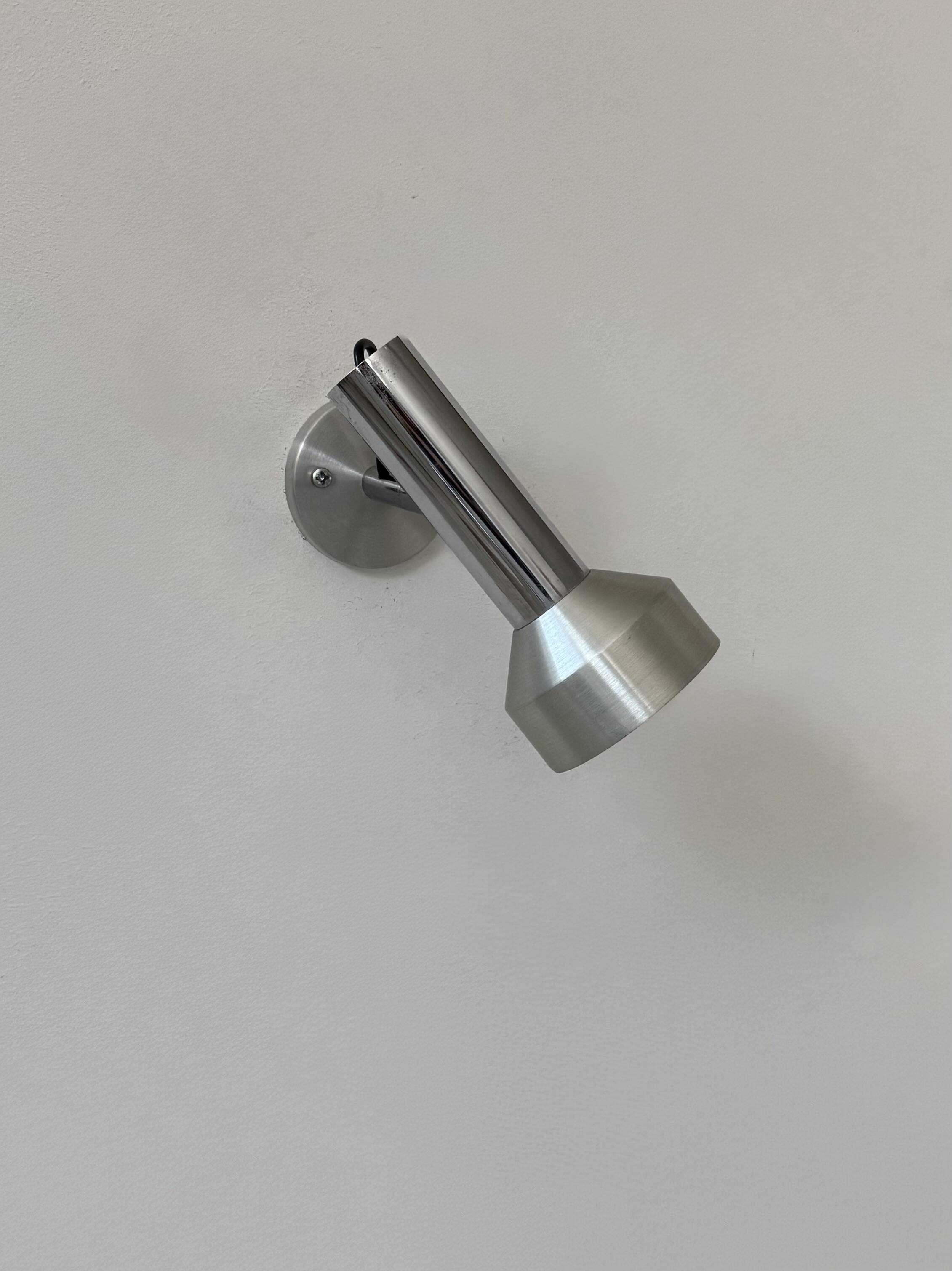 Applique vintage orientable, chrome et métal brossé, France, 1970