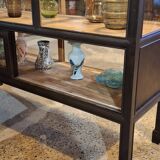 Vitrine ancienne sur pieds