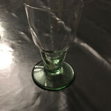 Verre à pied teinté vert Daum