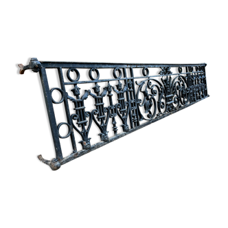 Old railing (late 19s) cast iron
