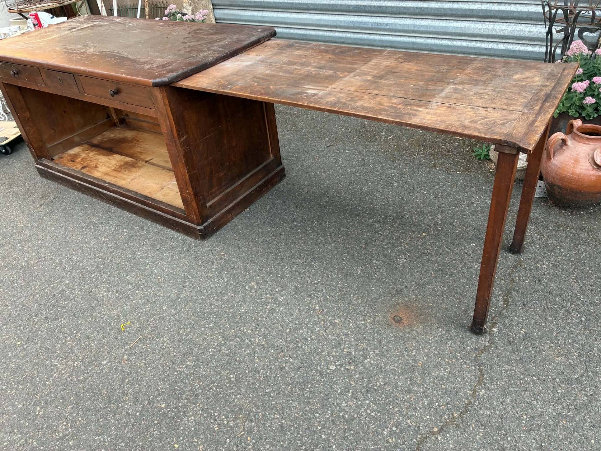 Counter Furniture