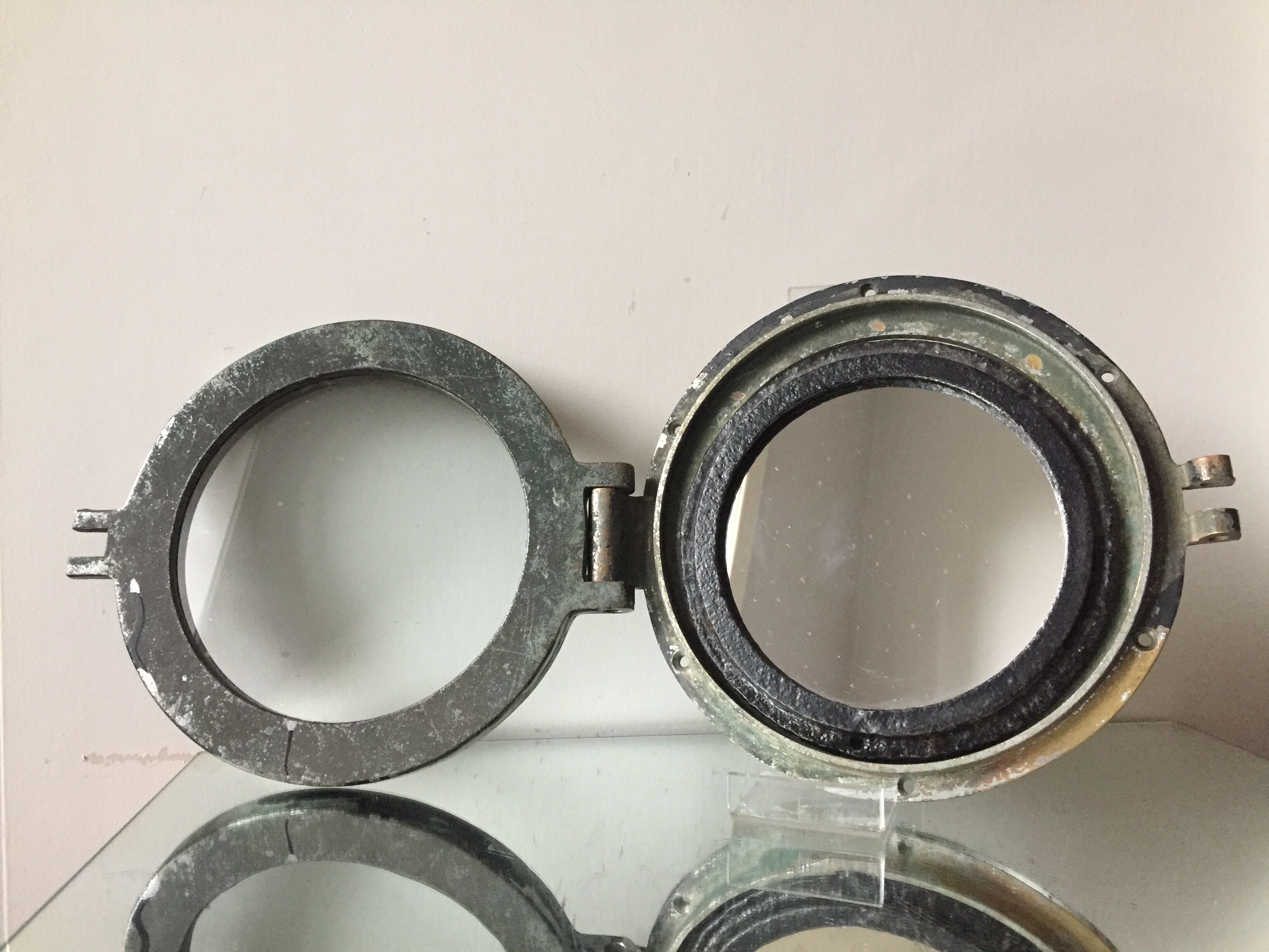 Vintage porthole mirror