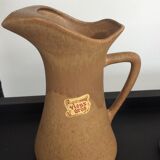 Series of 2 pitchers 1970