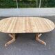 Table à manger ronde décapée extensible Rainer Daumiller Hirtshals Sawaerk