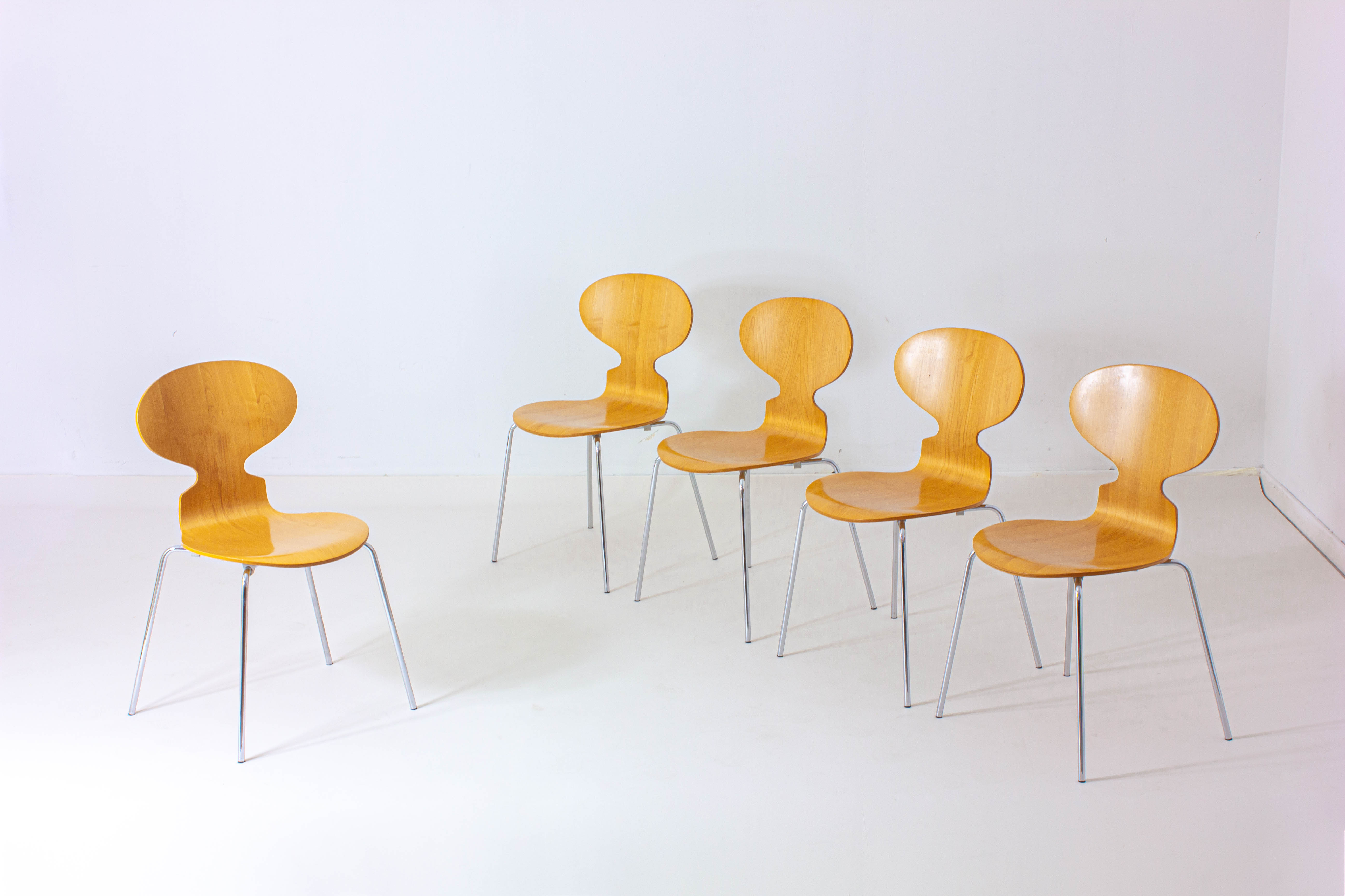 Special set of 5 Ant chairs by Fritz Hansen