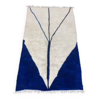 Tapis azilal traditionnel en laine tissée à la main