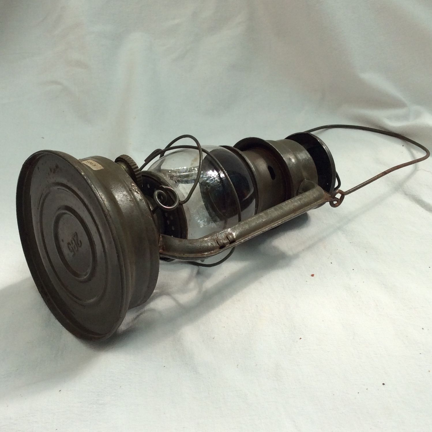 Meva N 864 oil storm lamp in aluminum dimension: height -25cm- diameter -13cm-