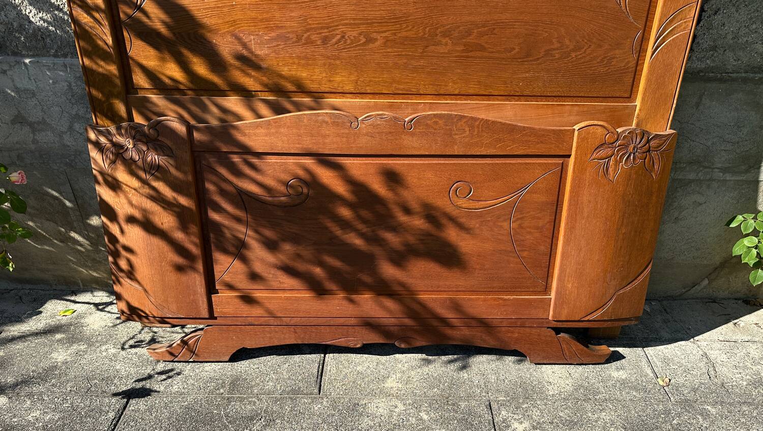 Vintage headboard and footboard in 140cm Art Deco style.